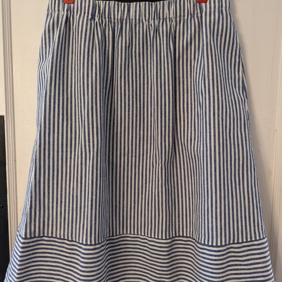 JCrew Blue and White Seersucker linen blend skirt - Picture 3 of 4
